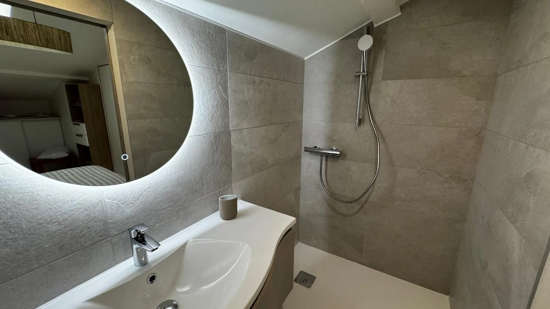 Saint-Amour - Anse Centre - Chambre Et Salle De Bain Wc Privee - Cuisine Partagee 0*,