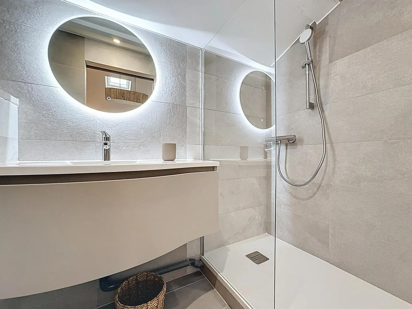 Saint-Amour - Anse Centre - Chambre Et Salle De Bain Wc Privee - Cuisine Partagee