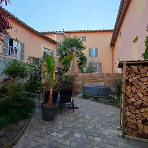 Couette-café Chamade En Beaujolais, Anse